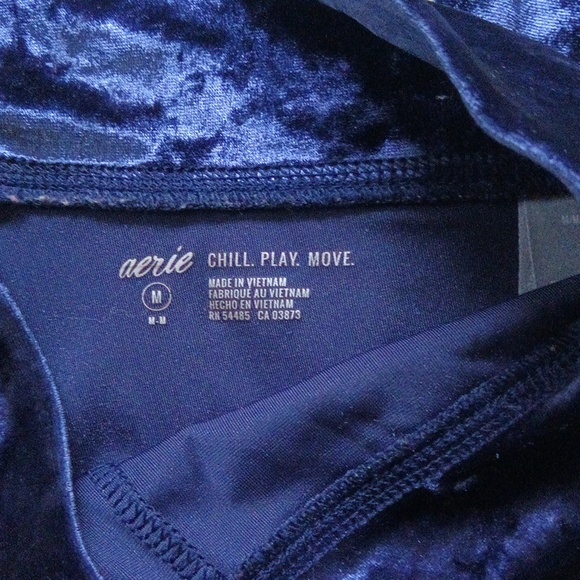 W13"-15" Aerie Velvet Hi-Rise Leggings in Blue with Yellow and Red Stripes - Picture 3 of 10